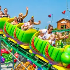 Gdzie na weekend z dzieckiem? 50+ pomysłów na udaną rodzinę przygodę!